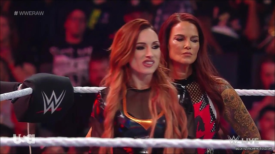 WWE_Monday_Night_Raw_2023_02_27_720p_HDTV_x264-NWCHD_mp4_006780151.jpg