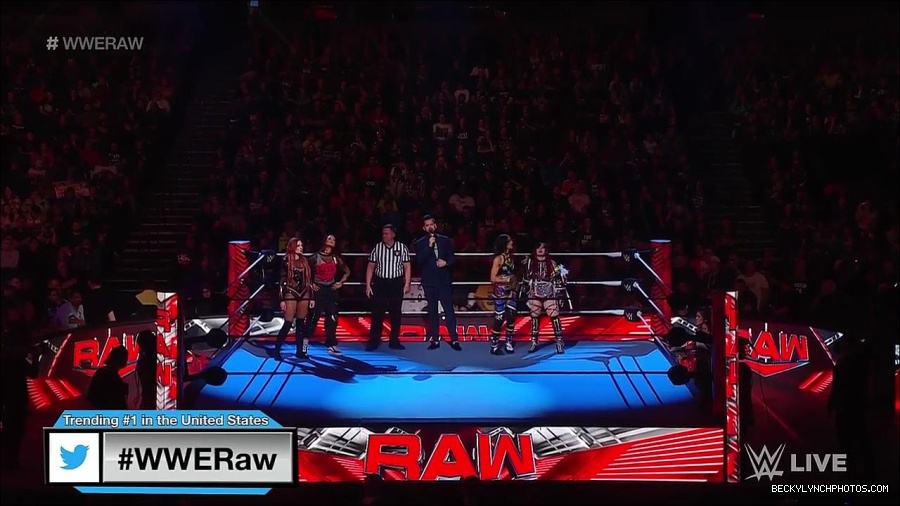WWE_Monday_Night_Raw_2023_02_27_720p_HDTV_x264-NWCHD_mp4_006795366.jpg