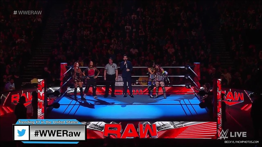 WWE_Monday_Night_Raw_2023_02_27_720p_HDTV_x264-NWCHD_mp4_006796568.jpg