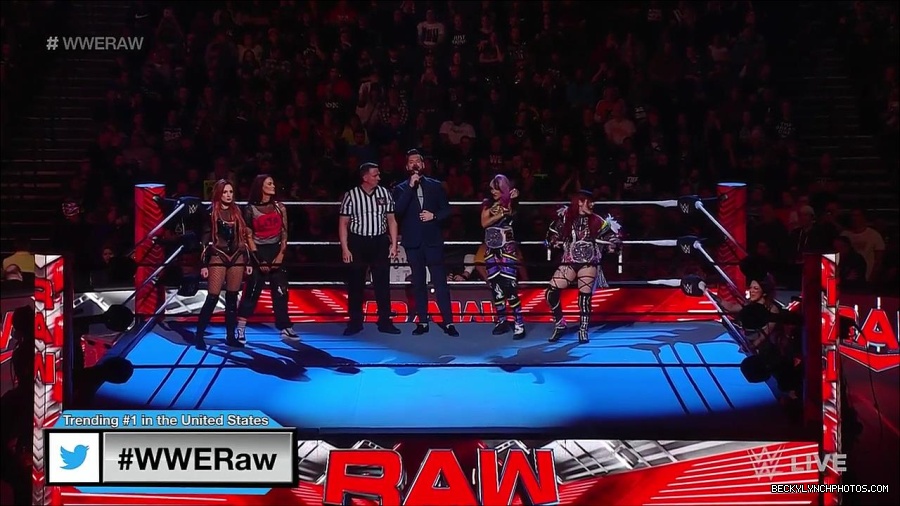 WWE_Monday_Night_Raw_2023_02_27_720p_HDTV_x264-NWCHD_mp4_006800171.jpg