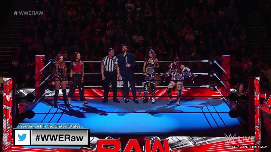 WWE_Monday_Night_Raw_2023_02_27_720p_HDTV_x264-NWCHD_mp4_006801372.jpg