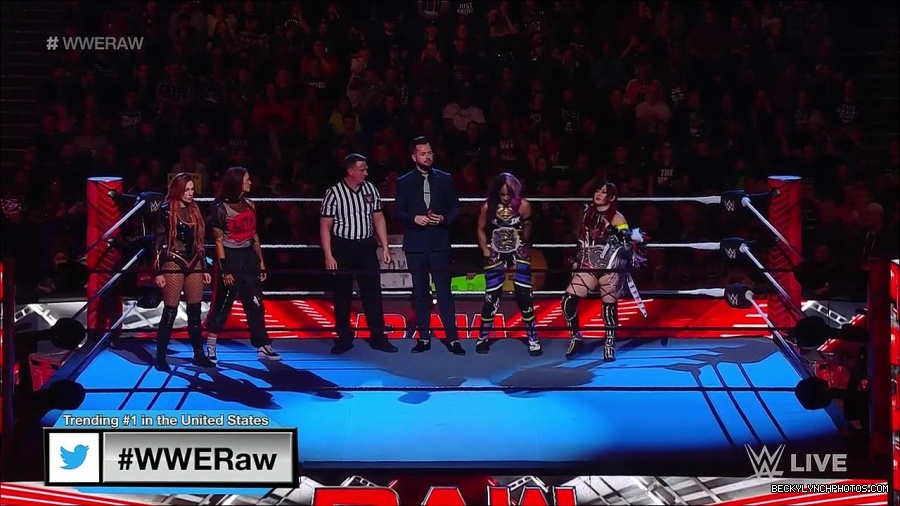 WWE_Monday_Night_Raw_2023_02_27_720p_HDTV_x264-NWCHD_mp4_006803374.jpg