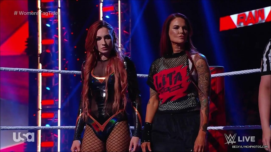 WWE_Monday_Night_Raw_2023_02_27_720p_HDTV_x264-NWCHD_mp4_006806578.jpg