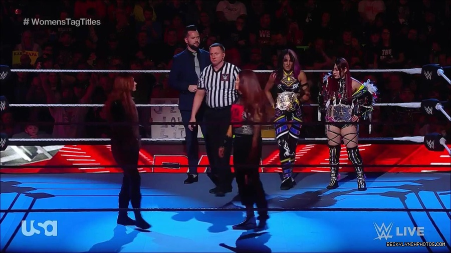WWE_Monday_Night_Raw_2023_02_27_720p_HDTV_x264-NWCHD_mp4_006820992.jpg
