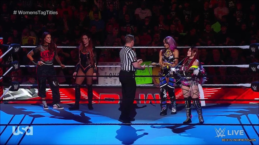 WWE_Monday_Night_Raw_2023_02_27_720p_HDTV_x264-NWCHD_mp4_006847819.jpg