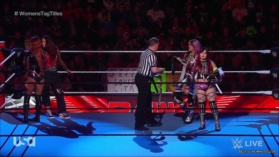 WWE_Monday_Night_Raw_2023_02_27_720p_HDTV_x264-NWCHD_mp4_006850221.jpg