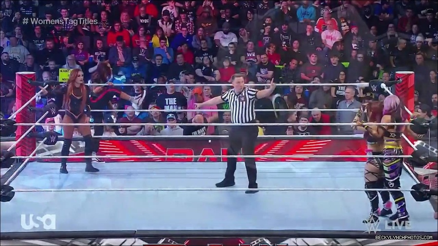WWE_Monday_Night_Raw_2023_02_27_720p_HDTV_x264-NWCHD_mp4_006863835.jpg