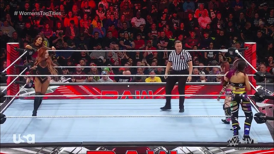 WWE_Monday_Night_Raw_2023_02_27_720p_HDTV_x264-NWCHD_mp4_006867839.jpg