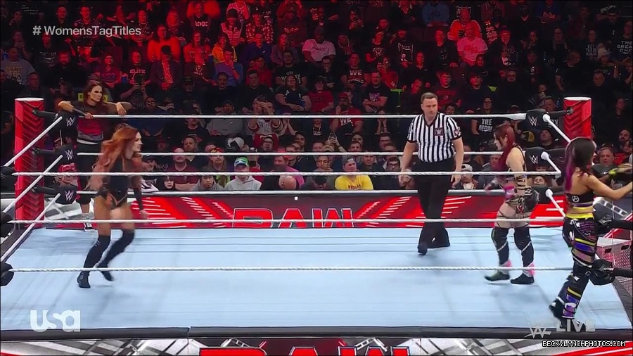 WWE_Monday_Night_Raw_2023_02_27_720p_HDTV_x264-NWCHD_mp4_006868239.jpg