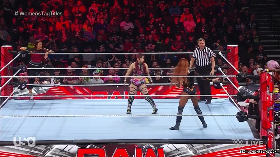 WWE_Monday_Night_Raw_2023_02_27_720p_HDTV_x264-NWCHD_mp4_006870241.jpg