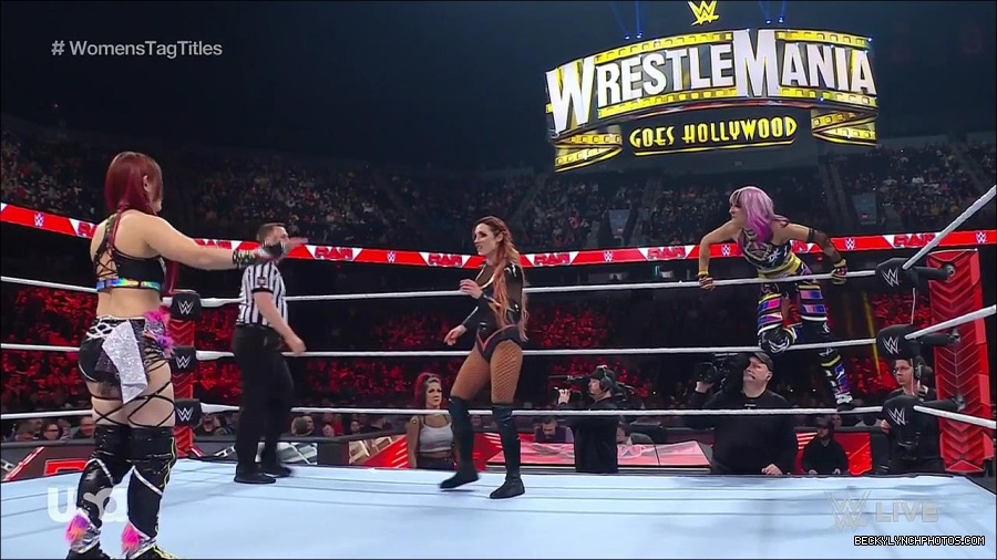 WWE_Monday_Night_Raw_2023_02_27_720p_HDTV_x264-NWCHD_mp4_006873845.jpg