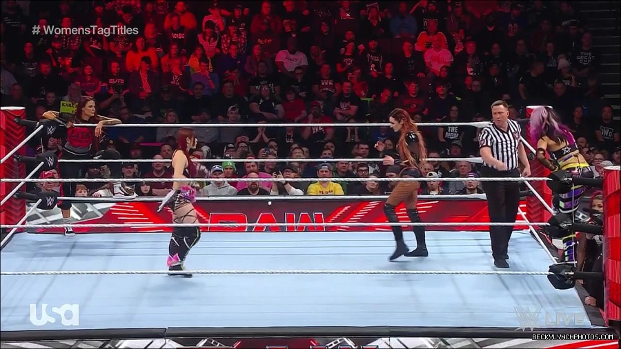 WWE_Monday_Night_Raw_2023_02_27_720p_HDTV_x264-NWCHD_mp4_006875847.jpg