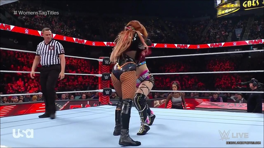 WWE_Monday_Night_Raw_2023_02_27_720p_HDTV_x264-NWCHD_mp4_006879851.jpg