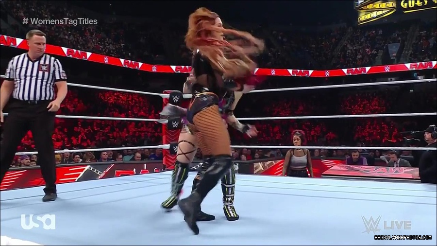 WWE_Monday_Night_Raw_2023_02_27_720p_HDTV_x264-NWCHD_mp4_006880652.jpg