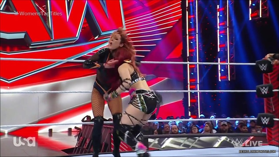 WWE_Monday_Night_Raw_2023_02_27_720p_HDTV_x264-NWCHD_mp4_006883054.jpg