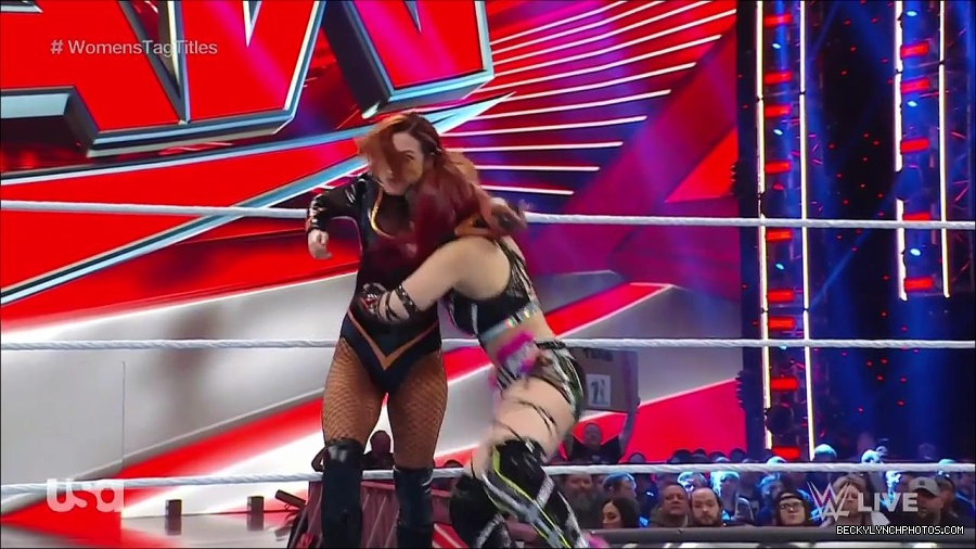 WWE_Monday_Night_Raw_2023_02_27_720p_HDTV_x264-NWCHD_mp4_006884255.jpg
