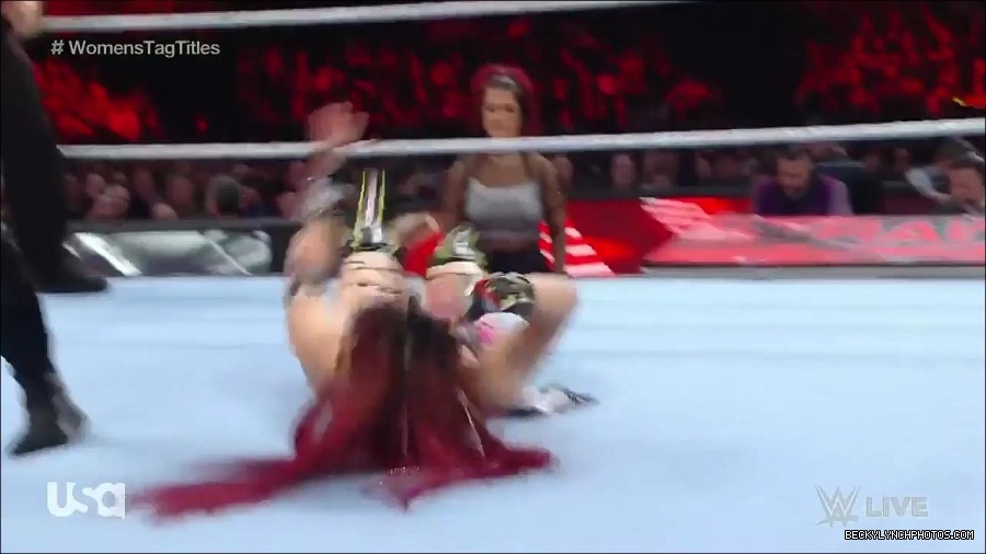 WWE_Monday_Night_Raw_2023_02_27_720p_HDTV_x264-NWCHD_mp4_006887058.jpg