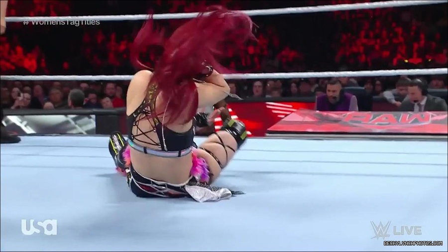 WWE_Monday_Night_Raw_2023_02_27_720p_HDTV_x264-NWCHD_mp4_006887458.jpg