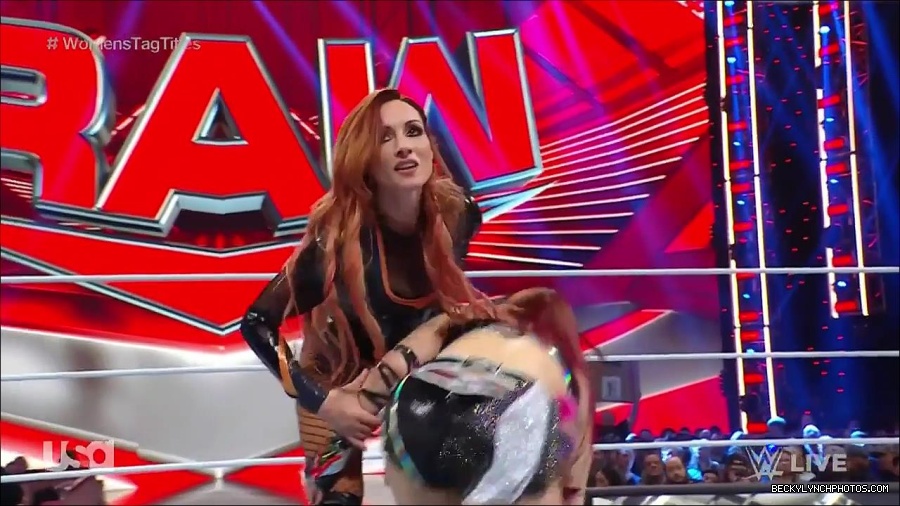 WWE_Monday_Night_Raw_2023_02_27_720p_HDTV_x264-NWCHD_mp4_006891863.jpg