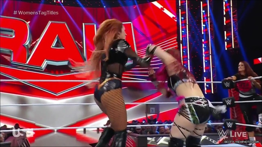WWE_Monday_Night_Raw_2023_02_27_720p_HDTV_x264-NWCHD_mp4_006893464.jpg