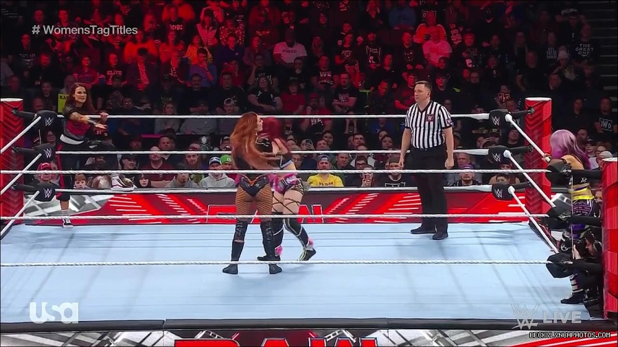 WWE_Monday_Night_Raw_2023_02_27_720p_HDTV_x264-NWCHD_mp4_006894265.jpg