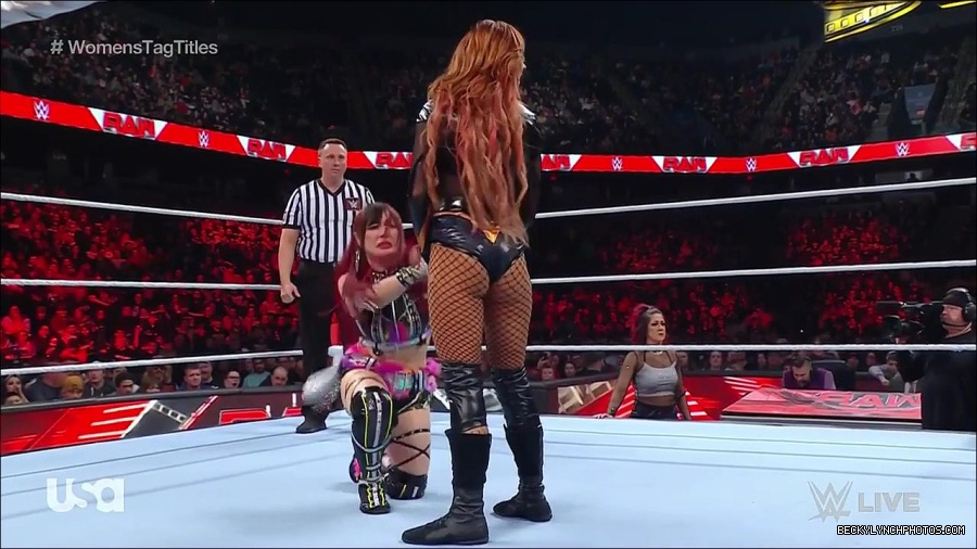 WWE_Monday_Night_Raw_2023_02_27_720p_HDTV_x264-NWCHD_mp4_006895466.jpg