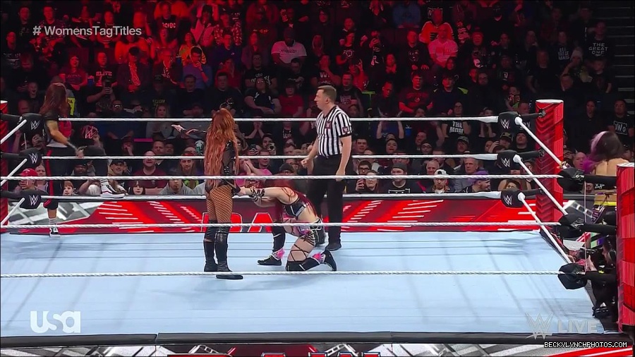 WWE_Monday_Night_Raw_2023_02_27_720p_HDTV_x264-NWCHD_mp4_006899871.jpg