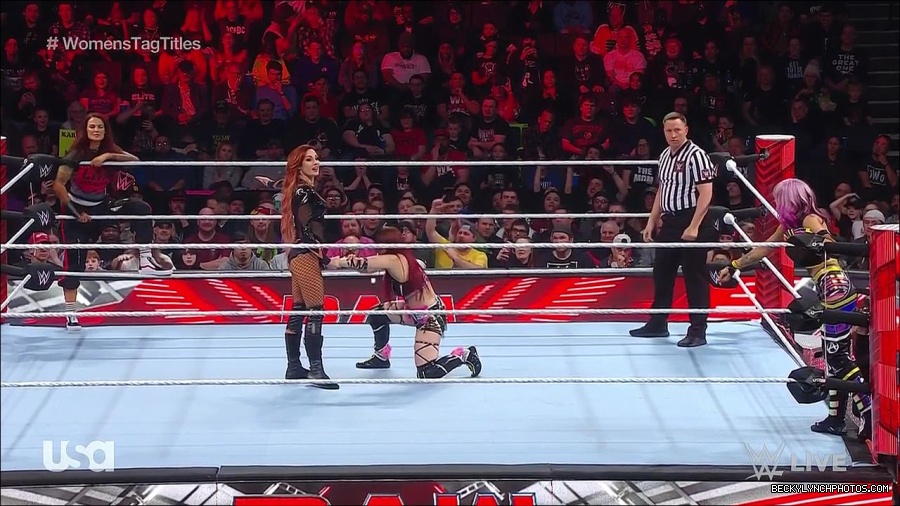 WWE_Monday_Night_Raw_2023_02_27_720p_HDTV_x264-NWCHD_mp4_006903074.jpg