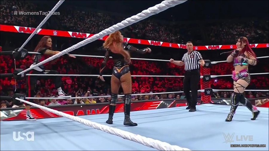 WWE_Monday_Night_Raw_2023_02_27_720p_HDTV_x264-NWCHD_mp4_006907078.jpg
