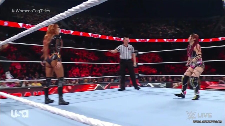 WWE_Monday_Night_Raw_2023_02_27_720p_HDTV_x264-NWCHD_mp4_006907879.jpg