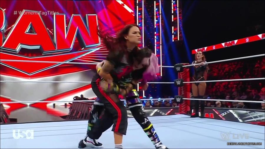 WWE_Monday_Night_Raw_2023_02_27_720p_HDTV_x264-NWCHD_mp4_006926698.jpg