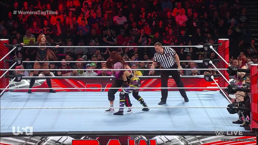 WWE_Monday_Night_Raw_2023_02_27_720p_HDTV_x264-NWCHD_mp4_006928700.jpg