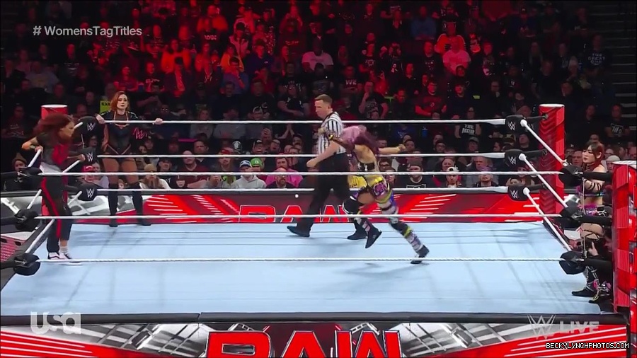 WWE_Monday_Night_Raw_2023_02_27_720p_HDTV_x264-NWCHD_mp4_006931102.jpg