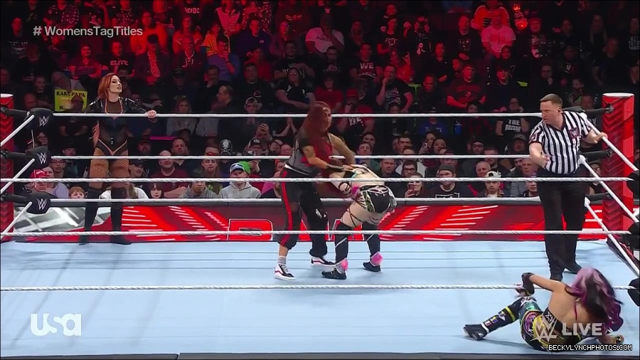 WWE_Monday_Night_Raw_2023_02_27_720p_HDTV_x264-NWCHD_mp4_006947552.jpg