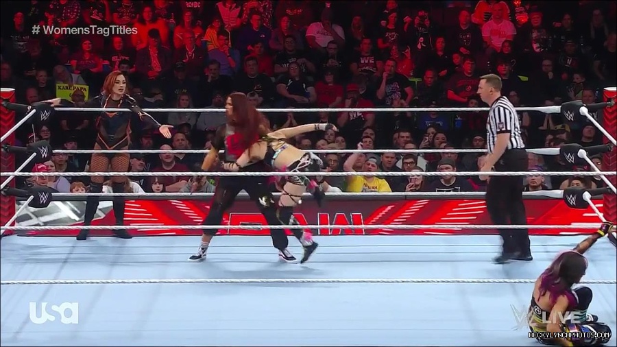 WWE_Monday_Night_Raw_2023_02_27_720p_HDTV_x264-NWCHD_mp4_006948753.jpg
