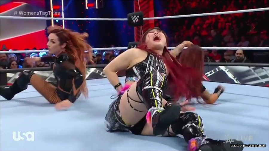 WWE_Monday_Night_Raw_2023_02_27_720p_HDTV_x264-NWCHD_mp4_006955960.jpg