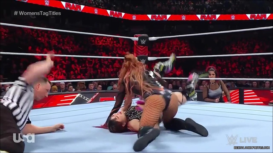 WWE_Monday_Night_Raw_2023_02_27_720p_HDTV_x264-NWCHD_mp4_006959564.jpg