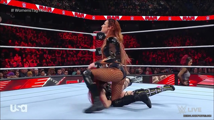 WWE_Monday_Night_Raw_2023_02_27_720p_HDTV_x264-NWCHD_mp4_006961566.jpg