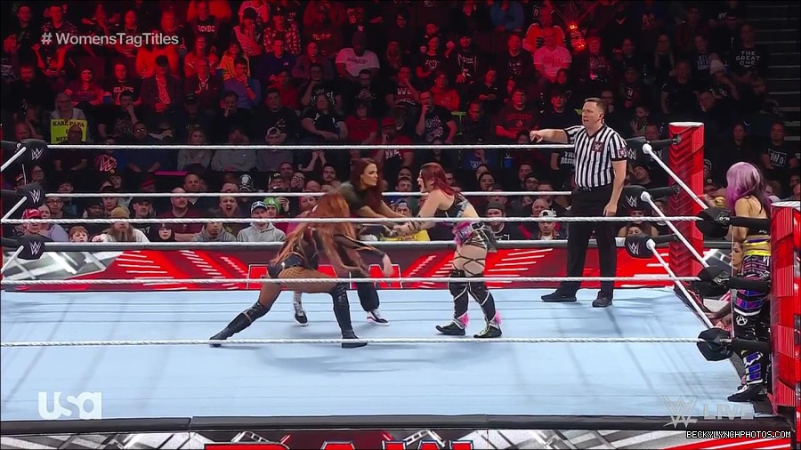 WWE_Monday_Night_Raw_2023_02_27_720p_HDTV_x264-NWCHD_mp4_006970775.jpg