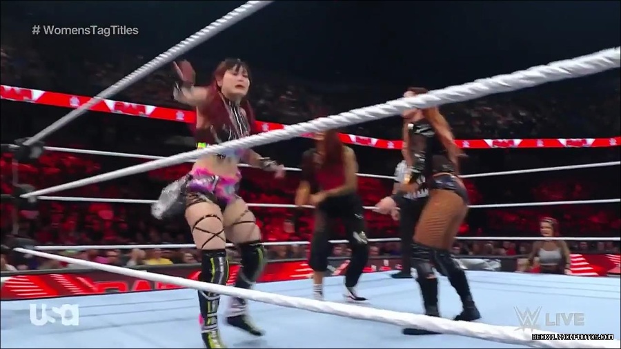 WWE_Monday_Night_Raw_2023_02_27_720p_HDTV_x264-NWCHD_mp4_006971976.jpg