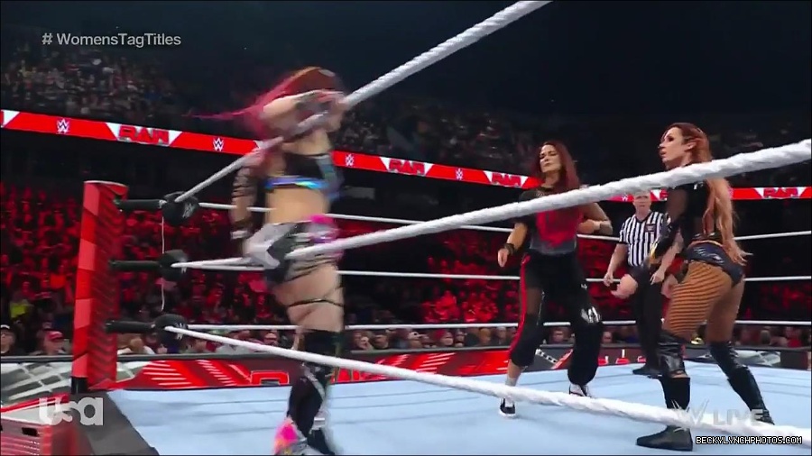 WWE_Monday_Night_Raw_2023_02_27_720p_HDTV_x264-NWCHD_mp4_006972377.jpg