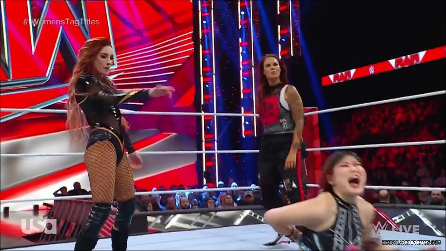 WWE_Monday_Night_Raw_2023_02_27_720p_HDTV_x264-NWCHD_mp4_006975179.jpg