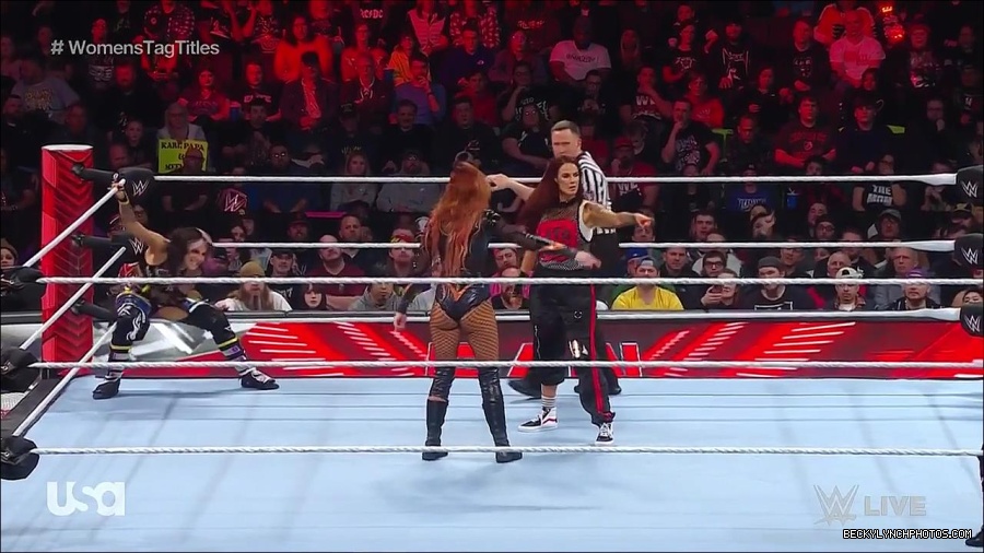 WWE_Monday_Night_Raw_2023_02_27_720p_HDTV_x264-NWCHD_mp4_006980385.jpg