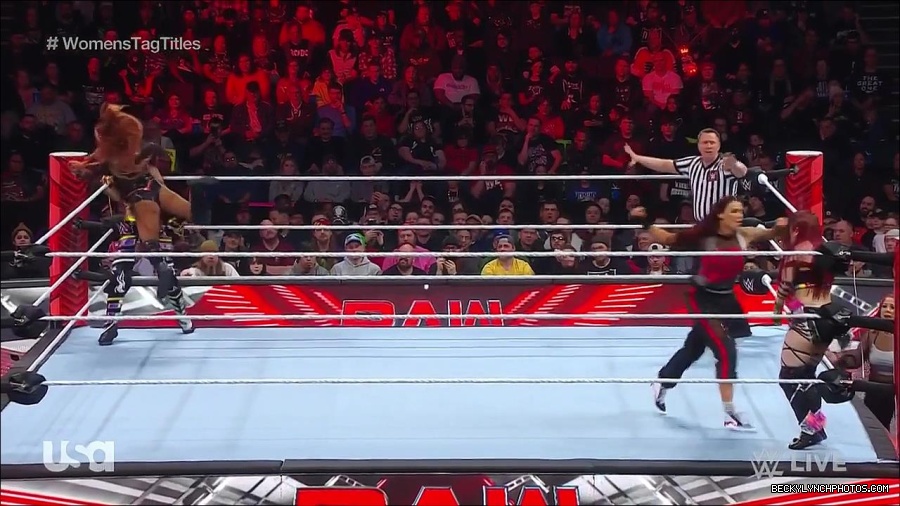 WWE_Monday_Night_Raw_2023_02_27_720p_HDTV_x264-NWCHD_mp4_006982787.jpg