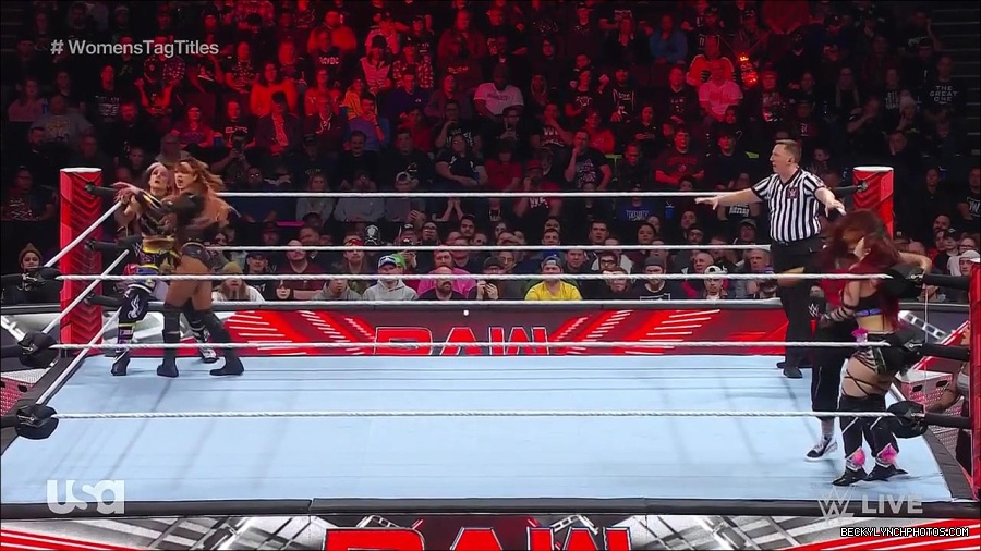 WWE_Monday_Night_Raw_2023_02_27_720p_HDTV_x264-NWCHD_mp4_006983588.jpg