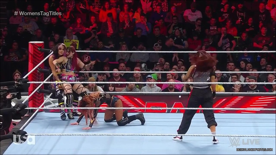 WWE_Monday_Night_Raw_2023_02_27_720p_HDTV_x264-NWCHD_mp4_006991195.jpg