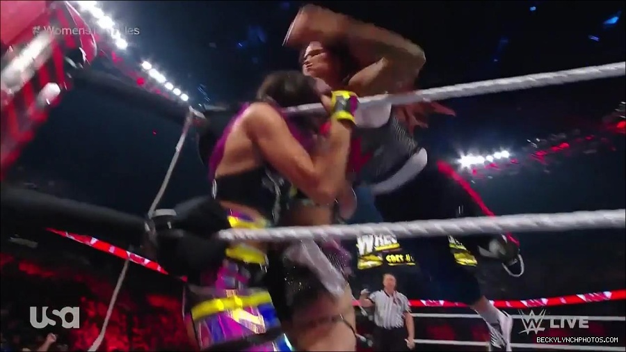 WWE_Monday_Night_Raw_2023_02_27_720p_HDTV_x264-NWCHD_mp4_006993197.jpg
