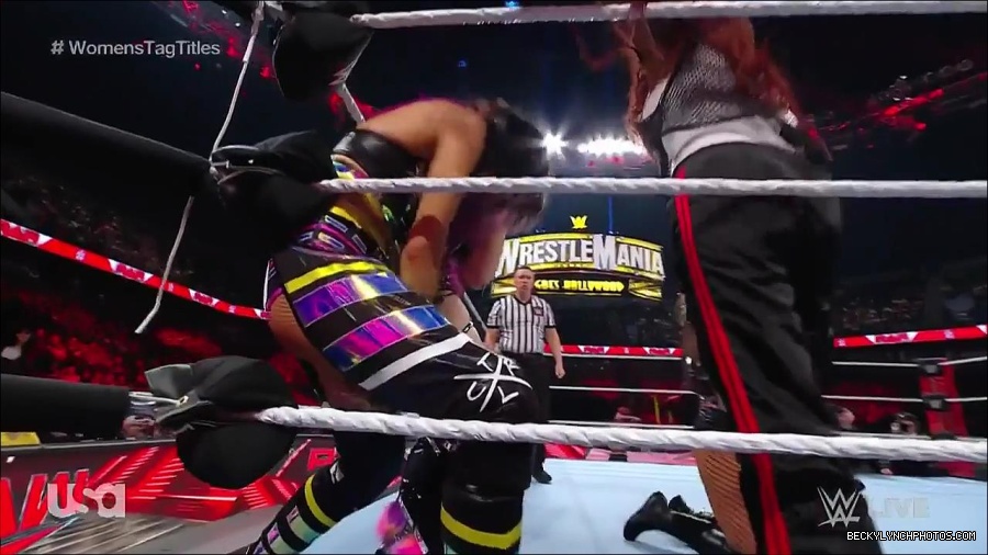 WWE_Monday_Night_Raw_2023_02_27_720p_HDTV_x264-NWCHD_mp4_006994399.jpg