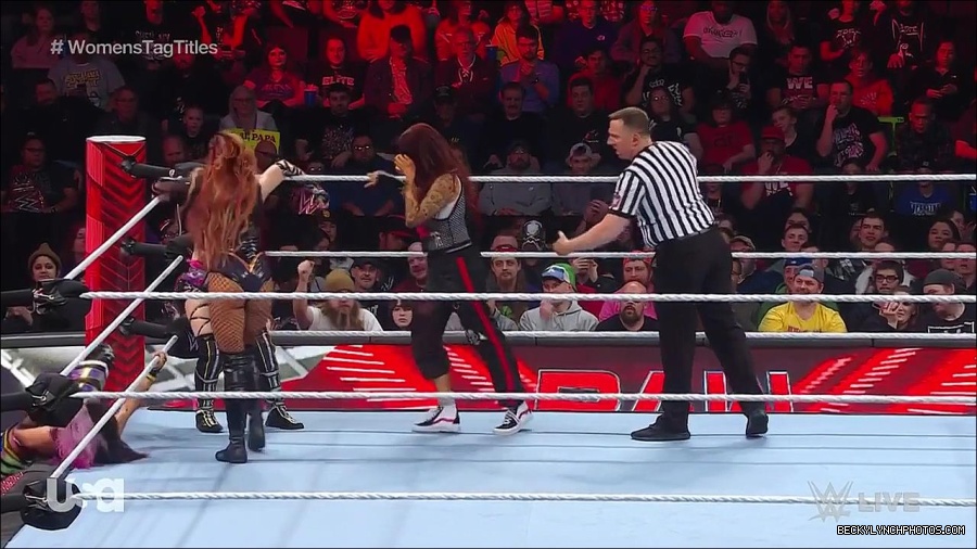 WWE_Monday_Night_Raw_2023_02_27_720p_HDTV_x264-NWCHD_mp4_006996801.jpg