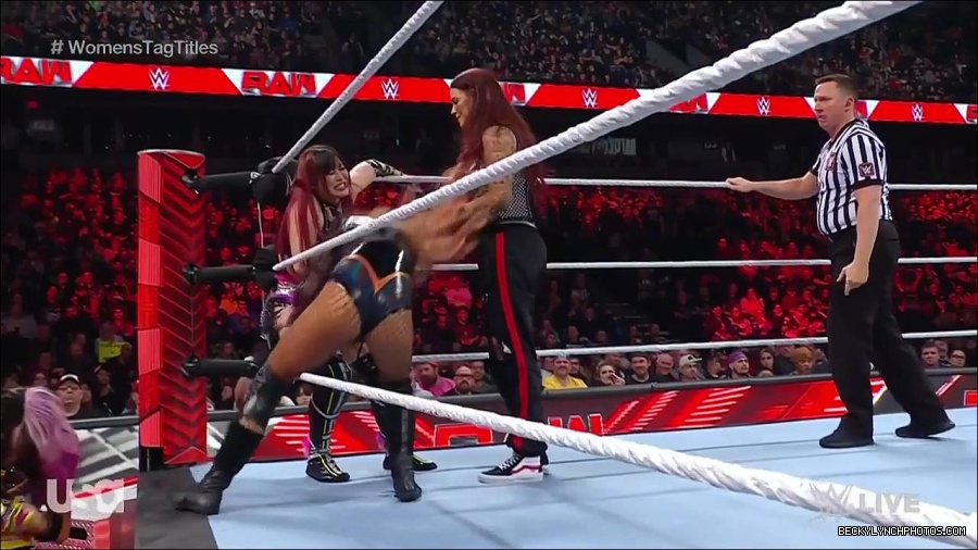 WWE_Monday_Night_Raw_2023_02_27_720p_HDTV_x264-NWCHD_mp4_006998002.jpg